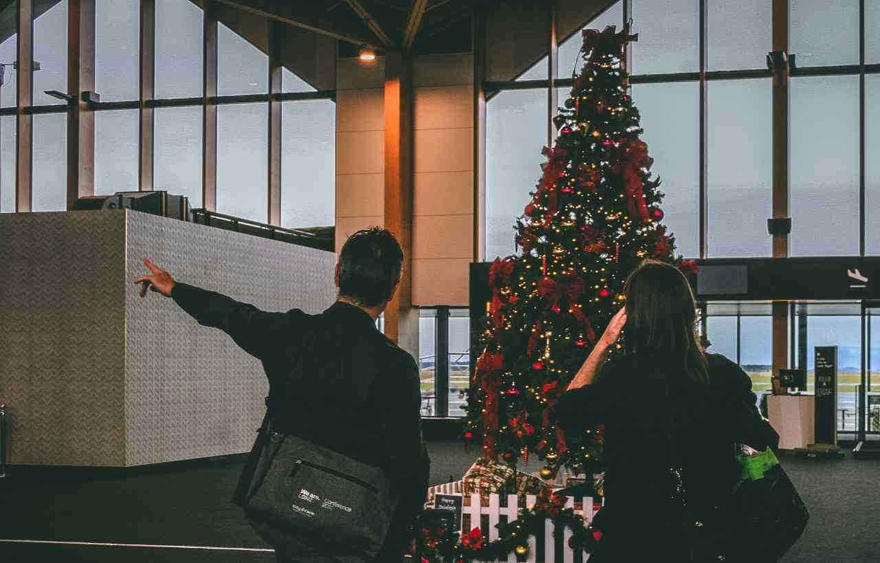 Questo Natale si festeggia… in aeroporto | Degustazioni, vini birre e dolci tipici: ecco l’evento pugliese più esclusivo